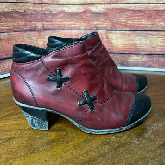 Remonte Cheyenne 87 Burgundy & Black Ankle Boots - Picture 1 of 15